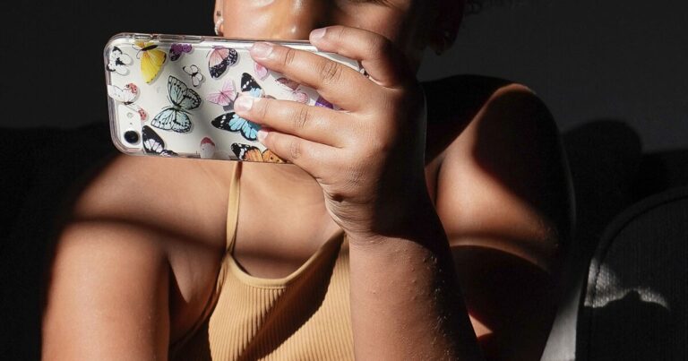 아이들을 위한 AI 챗봇 보호 장치가 펜실베니아주 상원을 통과하고 하원으로 향합니다.
    


