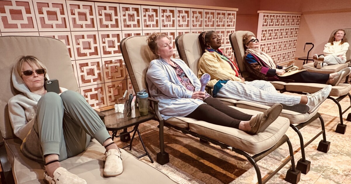 이번 주말에 할 일: 'Forbidden Broadway' 뮤지컬 코미디, 'Fierce: Pittsburgh' 전시