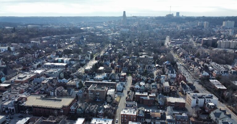 Allegheny 카운티 청소년 취업 프로그램에서 지원자를 찾고 있습니다.
    


