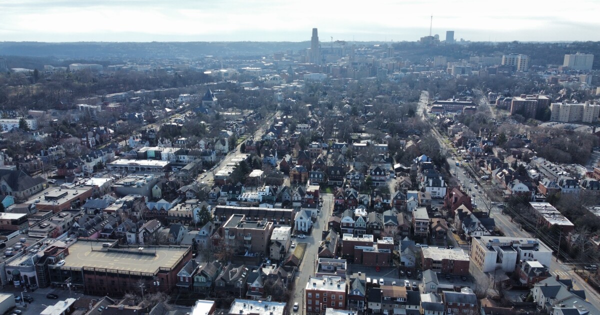 Allegheny 카운티 청소년 취업 프로그램에서 지원자를 찾고 있습니다.