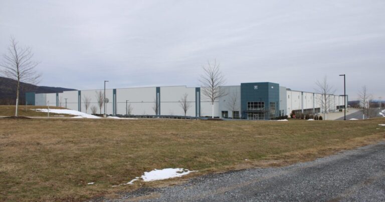 ICE는 제안된 Pa. 구금 센터 주변의 환경 문제를 해결하기 위해 더 많은 시간을 요청합니다
    


