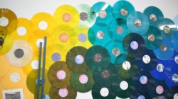 Pittsburgh의 Hellbender Vinyl이 North Philly로 확장되어 모든 그루브를 통해 도시의 음악 현장을 활용합니다.