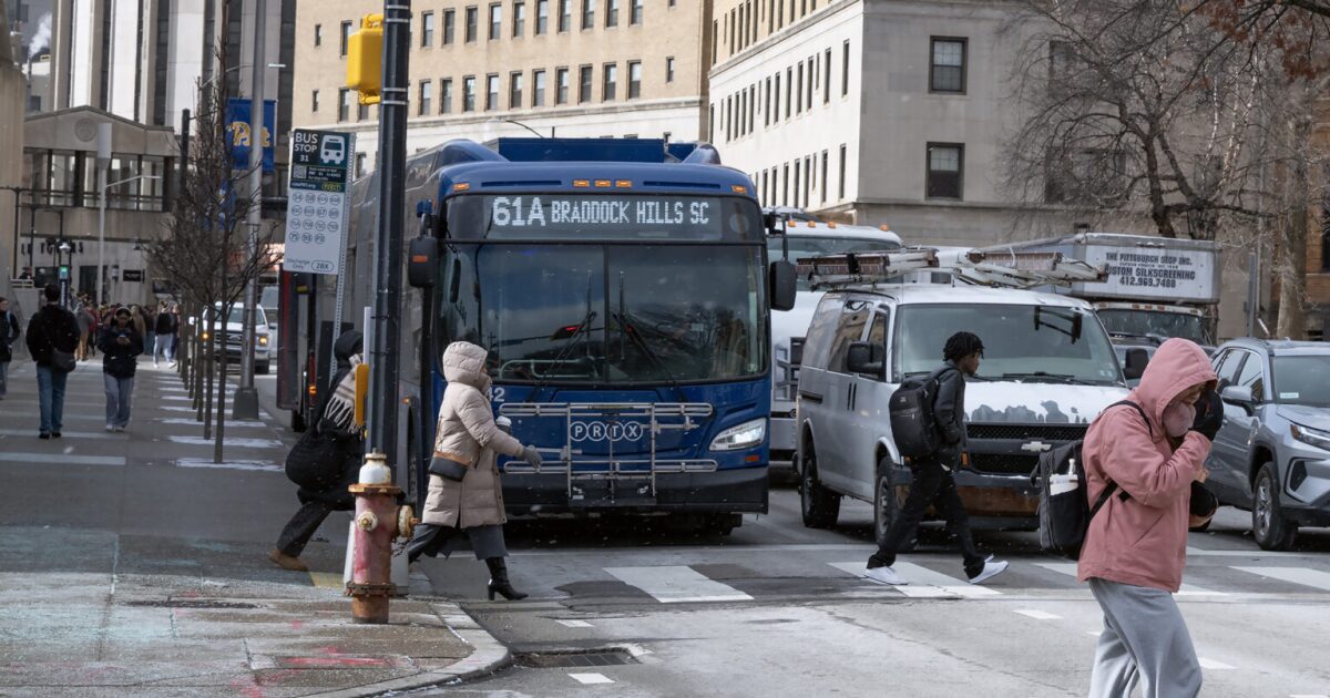 바쁜 관광 연도를 앞두고 펜실베니아 의원들은 공격적인 운전을 면밀히 조사합니다
