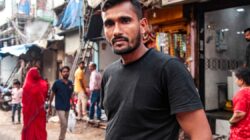 오스카상 후보에 오른 ‘홈바운드’는 사랑하는 두 친구에 대한 대담한 영화입니다.