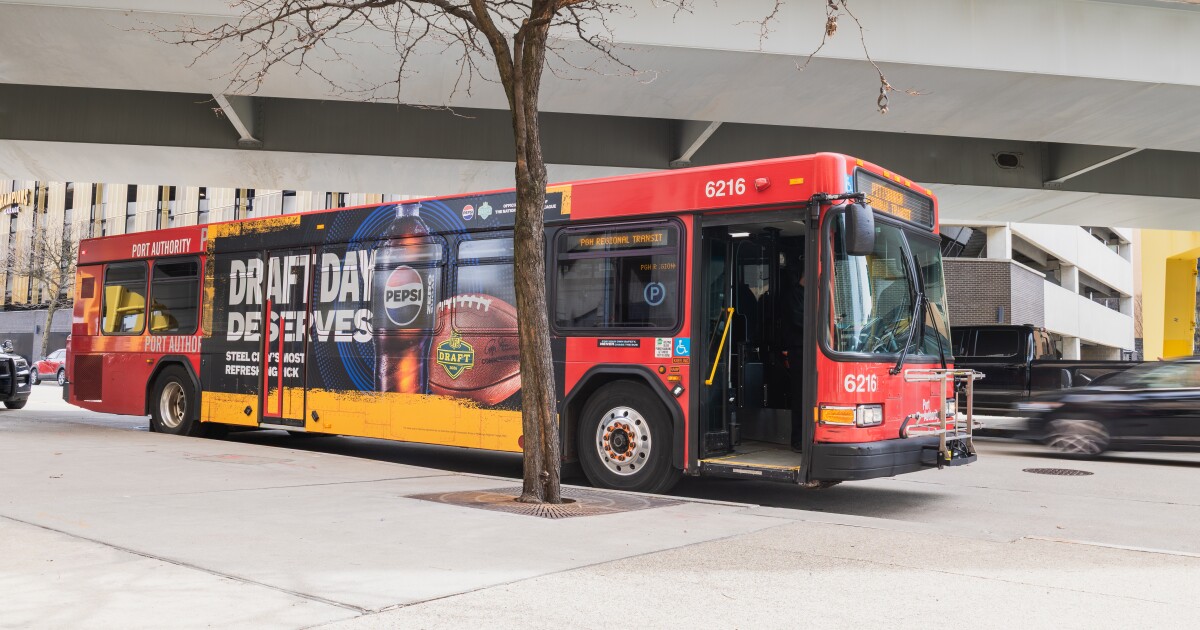 '운전하지 마세요.' 피츠버그 관계자는 NFL 드래프트 기간 동안 대중교통 이용을 권장합니다.