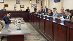 위원회 공화당 의원들은 펜실베니아 주택을 강화하기 위한 민주당 제안에 대해 분열했습니다.