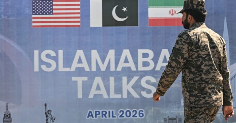 이란과의 협상은 어떤가요? 우리는 그것을 해본 사람들에게 물었습니다.
    


