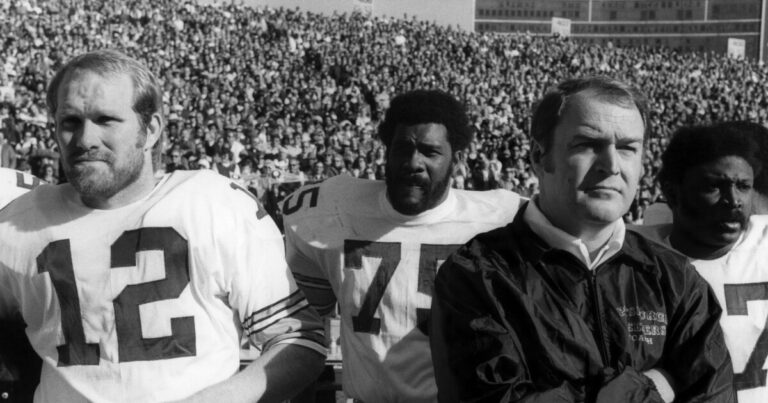 이번 주말 피츠버그에서 할 일: 다운타운 갤러리 크롤링, 수제 아케이드 현대 공예품 시장
    


