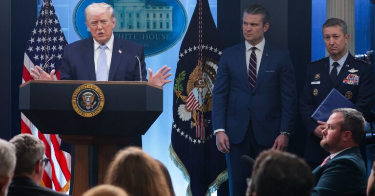 트럼프 대통령의 이란 협상 시한이 다가오고 있다. 그리고 아르테미스 2세 선원들은 집으로 여행을 시작합니다
