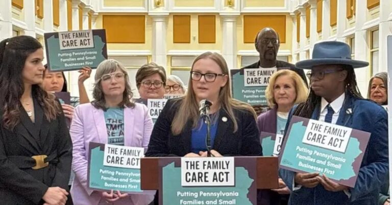 펜실베니아는 유급 가족 휴가를 요구할 수 있습니다. 국회의원이 비용을 누가 부담할지 결정할 수 있다면
    


