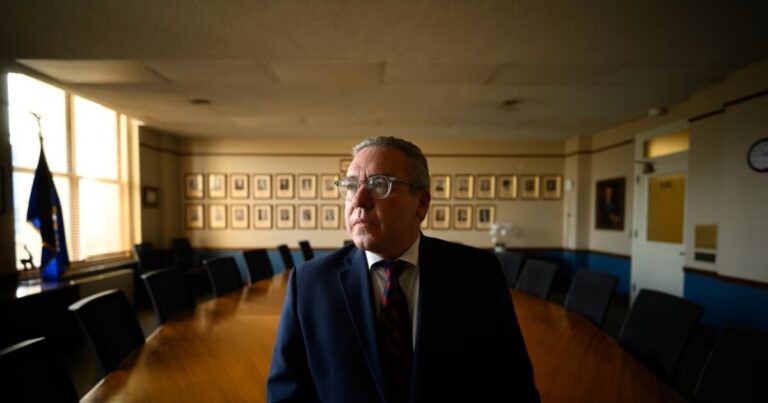 펜실베이니아주 연방장관이 비시민권 투표에 대해 독특한 이해를 갖고 있는 이유
    


