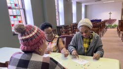 샤를루아의 아이티인들은 대법원이 이민 사건을 심리하면서 난처한 상황에 처해 있습니다.