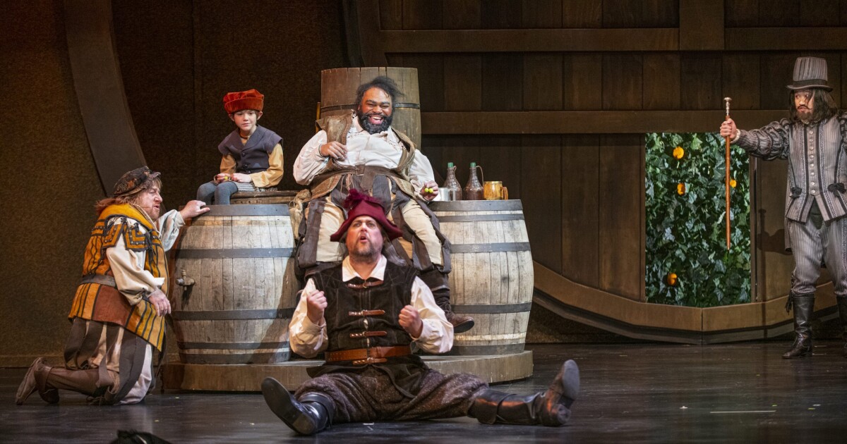 이번 주말에 할 일: NFL 드래프트 활동, 피츠버그 식물원의 'Scraposaurs'