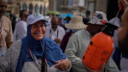 이슬람교도들은 전쟁 우려를 배경으로 연례 하지(Hajj)를 시작합니다.