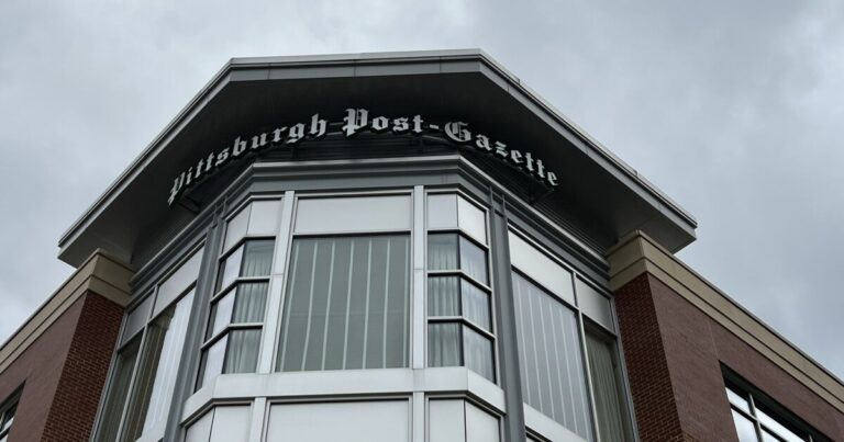 새로운 소유권은 Pittsburgh Post-Gazette 조합원들에게 새로운 질문을 의미합니다
    



