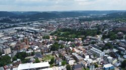 Allegheny 카운티 의회 의원들은 법원 명령에 따른 재평가를 칭찬하고 정기적인 일정을 수립할 계획입니다.