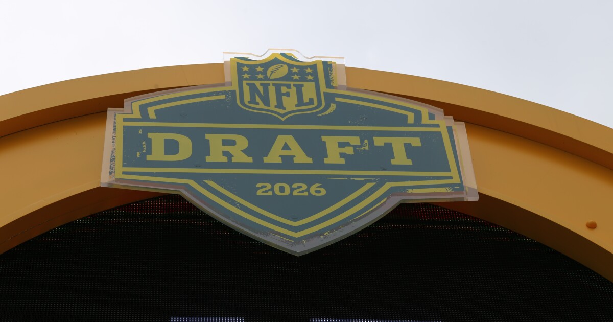 NFL 드래프트 중 주차 수익 부족으로 피츠버그의 재정 상황이 복잡해졌다고 보고서가 밝혔습니다.