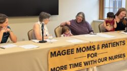 어머니와 환자는 직원 비율 개선을 위해 UPMC Magee 간호사와 합류했습니다.