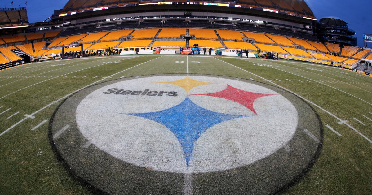 피츠버그 스틸러스(Pittsburgh Steelers)는 학습을 강화하고 출석률을 높이기 위해 지역 학교와 협력하고 있습니다.