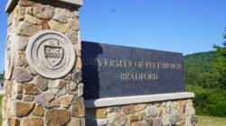 피트 브래드포드(Pitt Bradford) 보고서는 펜실베니아주 시골 교사 유지율을 개선하는 방법을 제안합니다.
